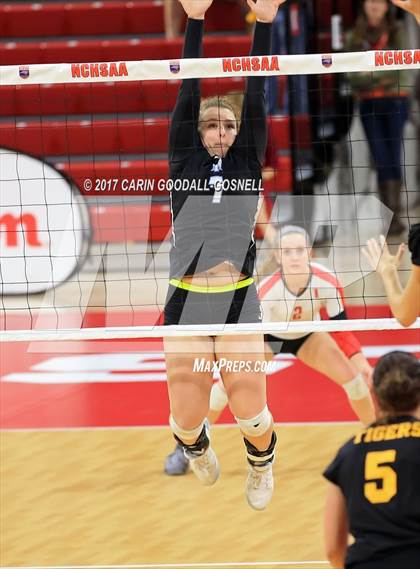Thumbnail 1 in North Iredell vs. Chapel Hill (NCHSAA 3A Final) photogallery.
