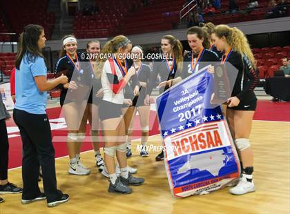 Thumbnail 3 in North Iredell vs. Chapel Hill (NCHSAA 3A Final) photogallery.