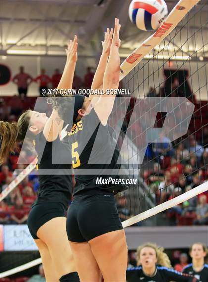Thumbnail 3 in North Iredell vs. Chapel Hill (NCHSAA 3A Final) photogallery.