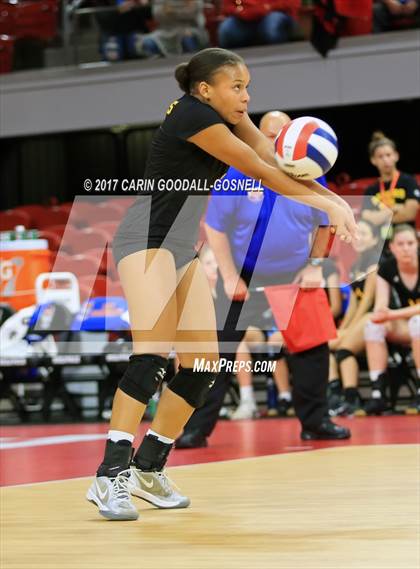 Thumbnail 2 in North Iredell vs. Chapel Hill (NCHSAA 3A Final) photogallery.