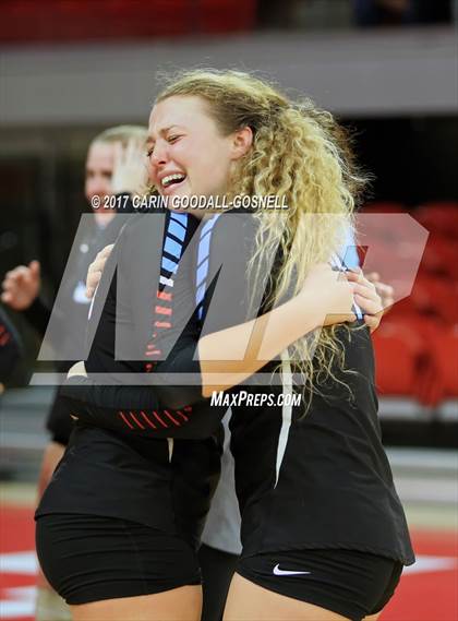 Thumbnail 3 in North Iredell vs. Chapel Hill (NCHSAA 3A Final) photogallery.