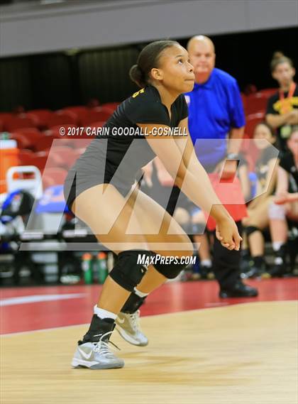 Thumbnail 3 in North Iredell vs. Chapel Hill (NCHSAA 3A Final) photogallery.