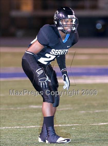 Thumbnail 2 in JSerra Catholic vs. Servite (5 Days 2 Friday) photogallery.