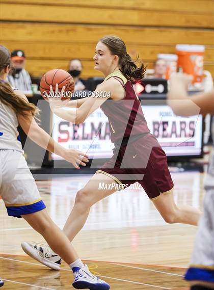 Thumbnail 3 in Exeter vs. Sierra photogallery.