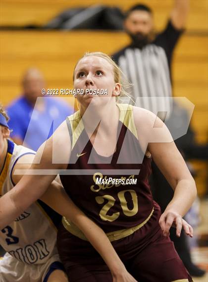 Thumbnail 2 in Exeter vs. Sierra photogallery.