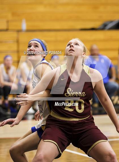 Thumbnail 3 in Exeter vs. Sierra photogallery.