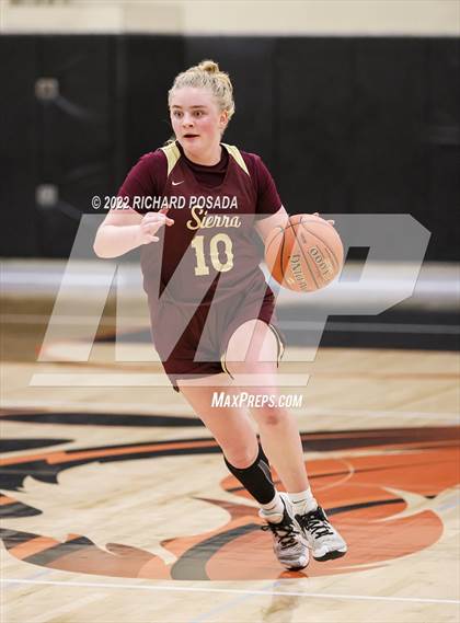 Thumbnail 3 in Exeter vs. Sierra photogallery.
