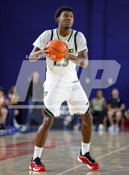 Thumbnail 3 in Columbus @ Prolific Prep of Napa Christian photogallery.
