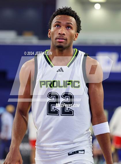 Thumbnail 2 in Columbus @ Prolific Prep of Napa Christian photogallery.