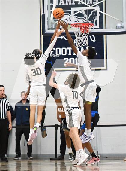 Thumbnail 3 in Windward @ St. John Bosco (CIF State D1 SoCal Regional Playoffs) photogallery.