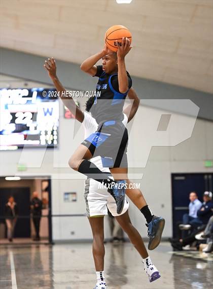 Thumbnail 3 in Windward @ St. John Bosco (CIF State D1 SoCal Regional Playoffs) photogallery.