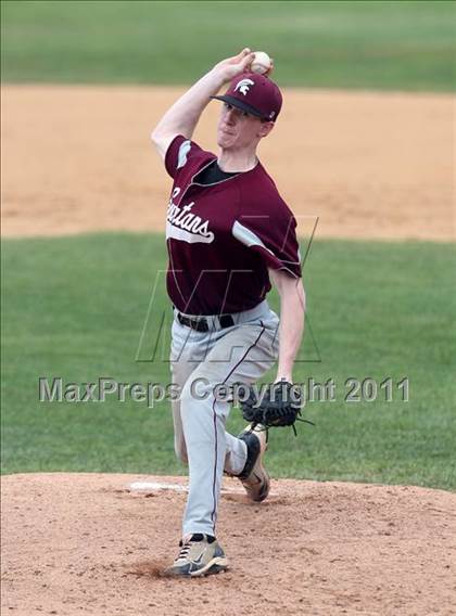 Thumbnail 2 in Sutherland vs. Burnt Hills-Ballston Lake (NYSPHSAA Class A Final) photogallery.
