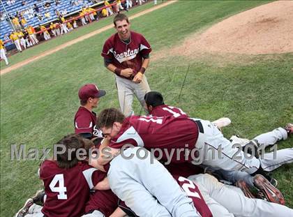 Thumbnail 2 in Sutherland vs. Burnt Hills-Ballston Lake (NYSPHSAA Class A Final) photogallery.