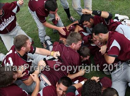 Thumbnail 3 in Sutherland vs. Burnt Hills-Ballston Lake (NYSPHSAA Class A Final) photogallery.