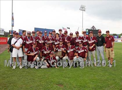 Thumbnail 2 in Sutherland vs. Burnt Hills-Ballston Lake (NYSPHSAA Class A Final) photogallery.