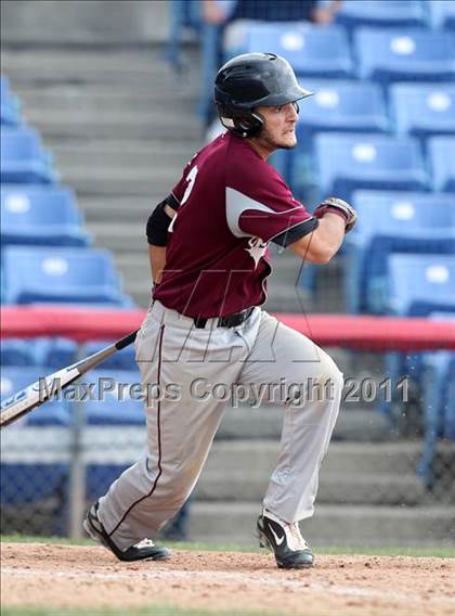 Thumbnail 2 in Sutherland vs. Burnt Hills-Ballston Lake (NYSPHSAA Class A Final) photogallery.
