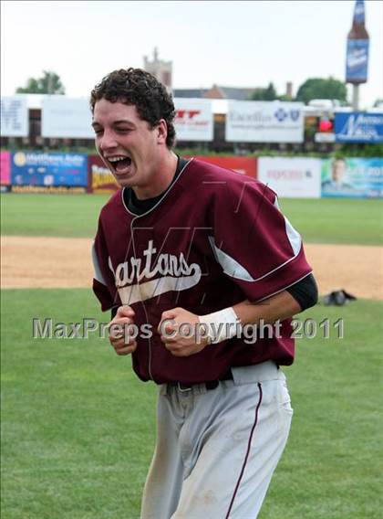 Thumbnail 3 in Sutherland vs. Burnt Hills-Ballston Lake (NYSPHSAA Class A Final) photogallery.