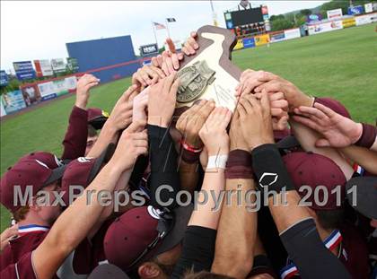 Thumbnail 1 in Sutherland vs. Burnt Hills-Ballston Lake (NYSPHSAA Class A Final) photogallery.