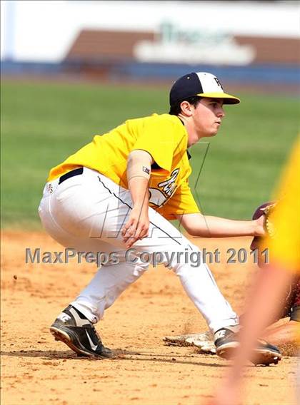 Thumbnail 1 in Sutherland vs. Burnt Hills-Ballston Lake (NYSPHSAA Class A Final) photogallery.
