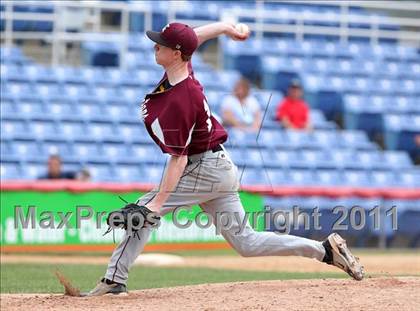 Thumbnail 2 in Sutherland vs. Burnt Hills-Ballston Lake (NYSPHSAA Class A Final) photogallery.