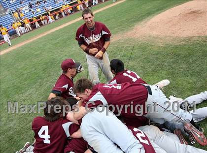 Thumbnail 3 in Sutherland vs. Burnt Hills-Ballston Lake (NYSPHSAA Class A Final) photogallery.