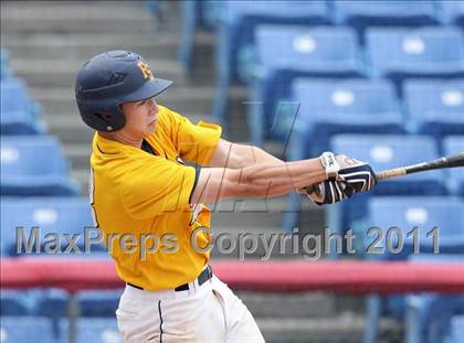 Thumbnail 2 in Sutherland vs. Burnt Hills-Ballston Lake (NYSPHSAA Class A Final) photogallery.