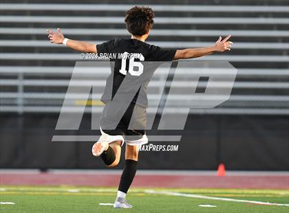 Thumbnail 3 in Central Catholic @ Jesuit photogallery.