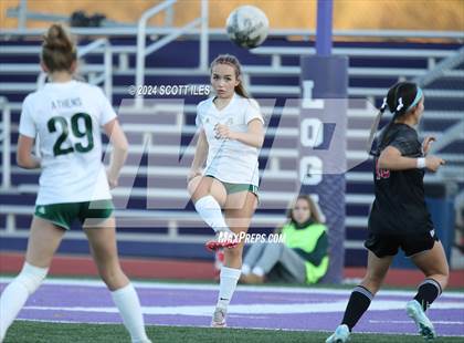 Thumbnail 3 in Athens vs. Fairfield Union (OHSAA D3 District Final) photogallery.