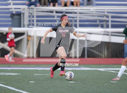 Thumbnail 2 in Athens vs. Fairfield Union (OHSAA D3 District Final) photogallery.