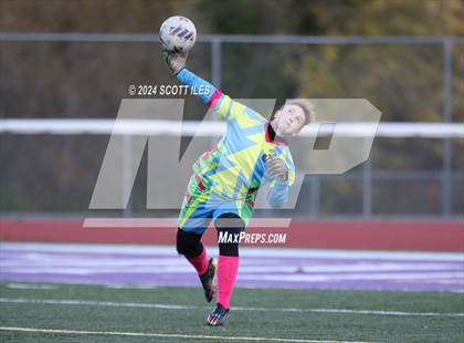 Thumbnail 1 in Athens vs. Fairfield Union (OHSAA D3 District Final) photogallery.