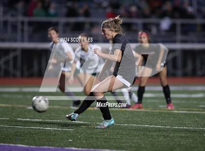 Thumbnail 2 in Athens vs. Fairfield Union (OHSAA D3 District Final) photogallery.