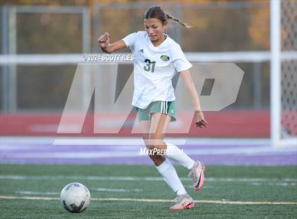 Thumbnail 1 in Athens vs. Fairfield Union (OHSAA D3 District Final) photogallery.