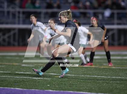 Thumbnail 3 in Athens vs. Fairfield Union (OHSAA D3 District Final) photogallery.