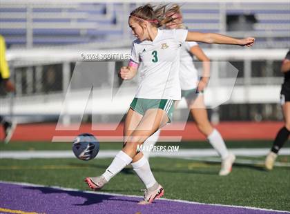 Thumbnail 1 in Athens vs. Fairfield Union (OHSAA D3 District Final) photogallery.