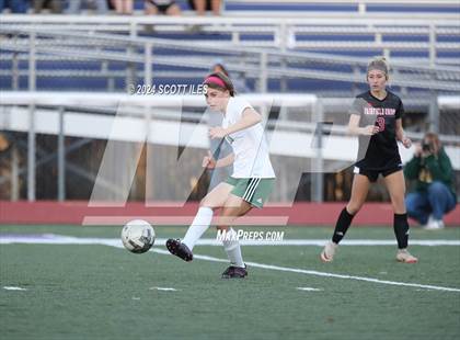 Thumbnail 3 in Athens vs. Fairfield Union (OHSAA D3 District Final) photogallery.
