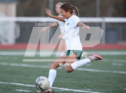 Thumbnail 1 in Athens vs. Fairfield Union (OHSAA D3 District Final) photogallery.