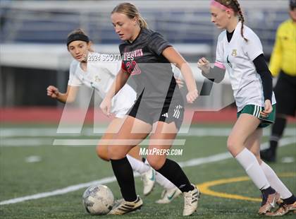 Thumbnail 3 in Athens vs. Fairfield Union (OHSAA D3 District Final) photogallery.