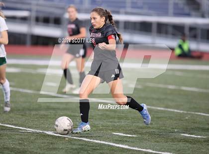 Thumbnail 2 in Athens vs. Fairfield Union (OHSAA D3 District Final) photogallery.