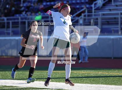 Thumbnail 3 in Athens vs. Fairfield Union (OHSAA D3 District Final) photogallery.
