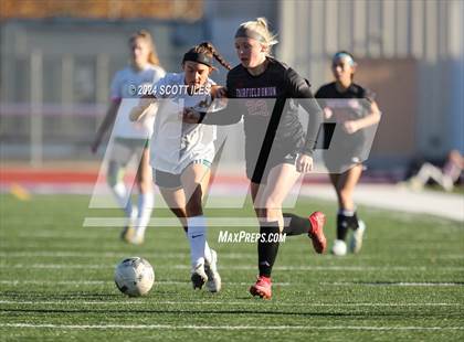 Thumbnail 2 in Athens vs. Fairfield Union (OHSAA D3 District Final) photogallery.