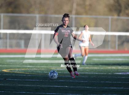 Thumbnail 3 in Athens vs. Fairfield Union (OHSAA D3 District Final) photogallery.