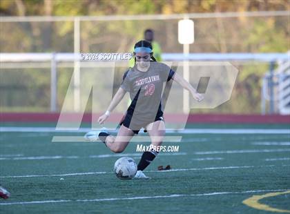 Thumbnail 3 in Athens vs. Fairfield Union (OHSAA D3 District Final) photogallery.