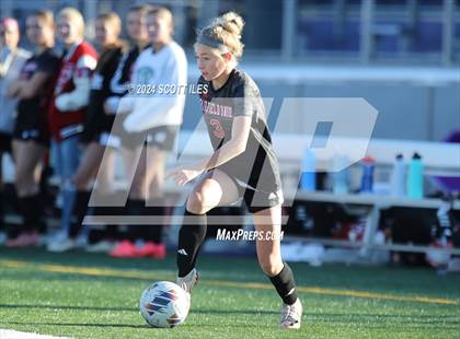 Thumbnail 1 in Athens vs. Fairfield Union (OHSAA D3 District Final) photogallery.