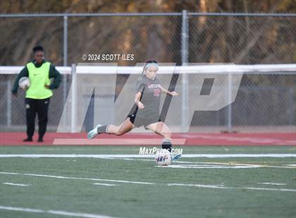 Thumbnail 2 in Athens vs. Fairfield Union (OHSAA D3 District Final) photogallery.