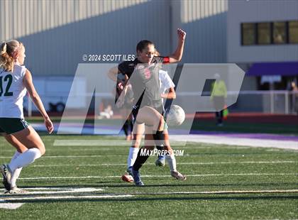 Thumbnail 2 in Athens vs. Fairfield Union (OHSAA D3 District Final) photogallery.