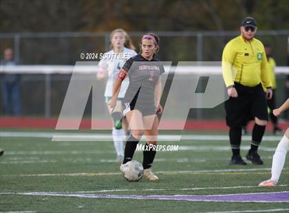 Thumbnail 2 in Athens vs. Fairfield Union (OHSAA D3 District Final) photogallery.