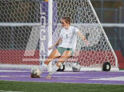Thumbnail 2 in Athens vs. Fairfield Union (OHSAA D3 District Final) photogallery.