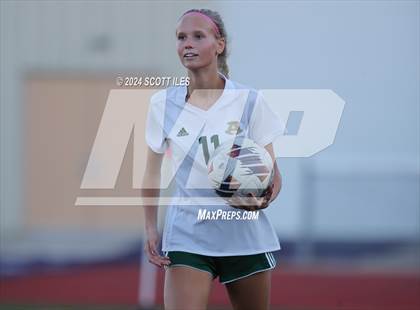 Thumbnail 1 in Athens vs. Fairfield Union (OHSAA D3 District Final) photogallery.