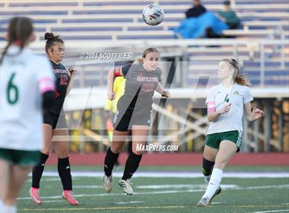 Thumbnail 2 in Athens vs. Fairfield Union (OHSAA D3 District Final) photogallery.