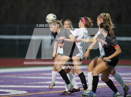 Thumbnail 3 in Athens vs. Fairfield Union (OHSAA D3 District Final) photogallery.
